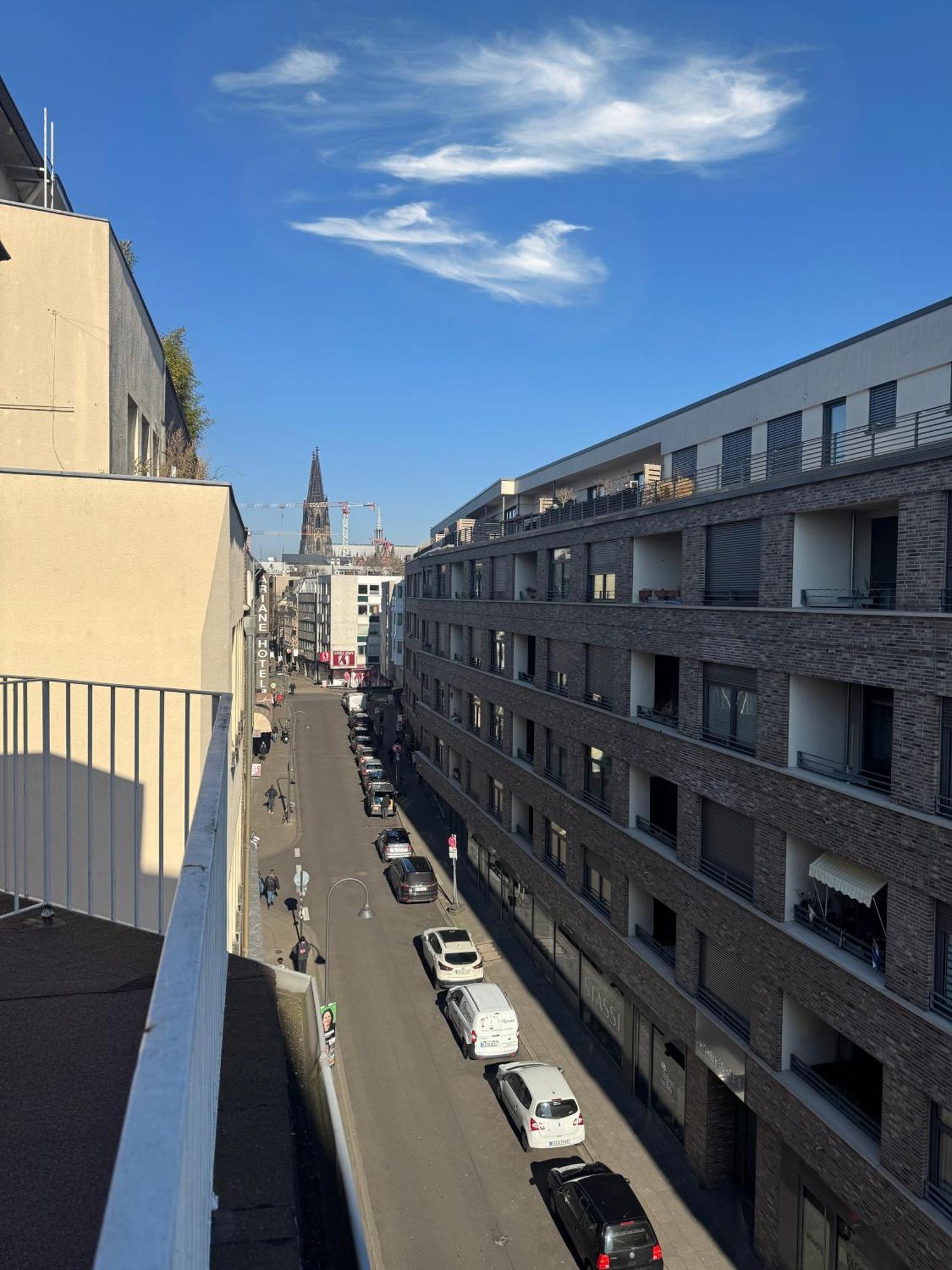 Hostel Heinzelmaennchen Кёльн Экстерьер фото